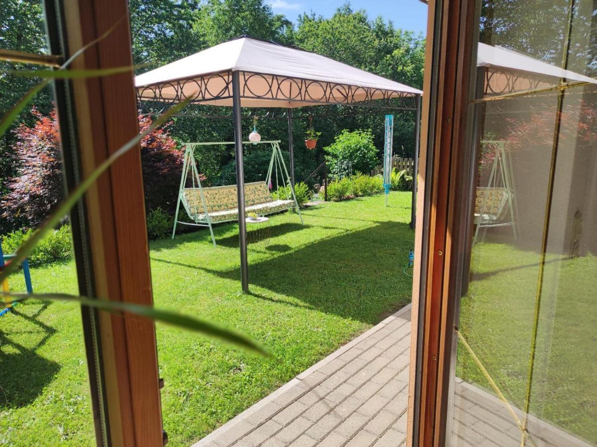 Ferienwohnung Schaefer Mit Direktem Zugang Zum Garten Windberg Eksteriør billede